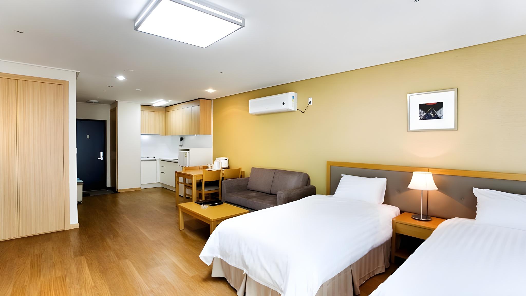 Oak, Room Assigned on Arrival