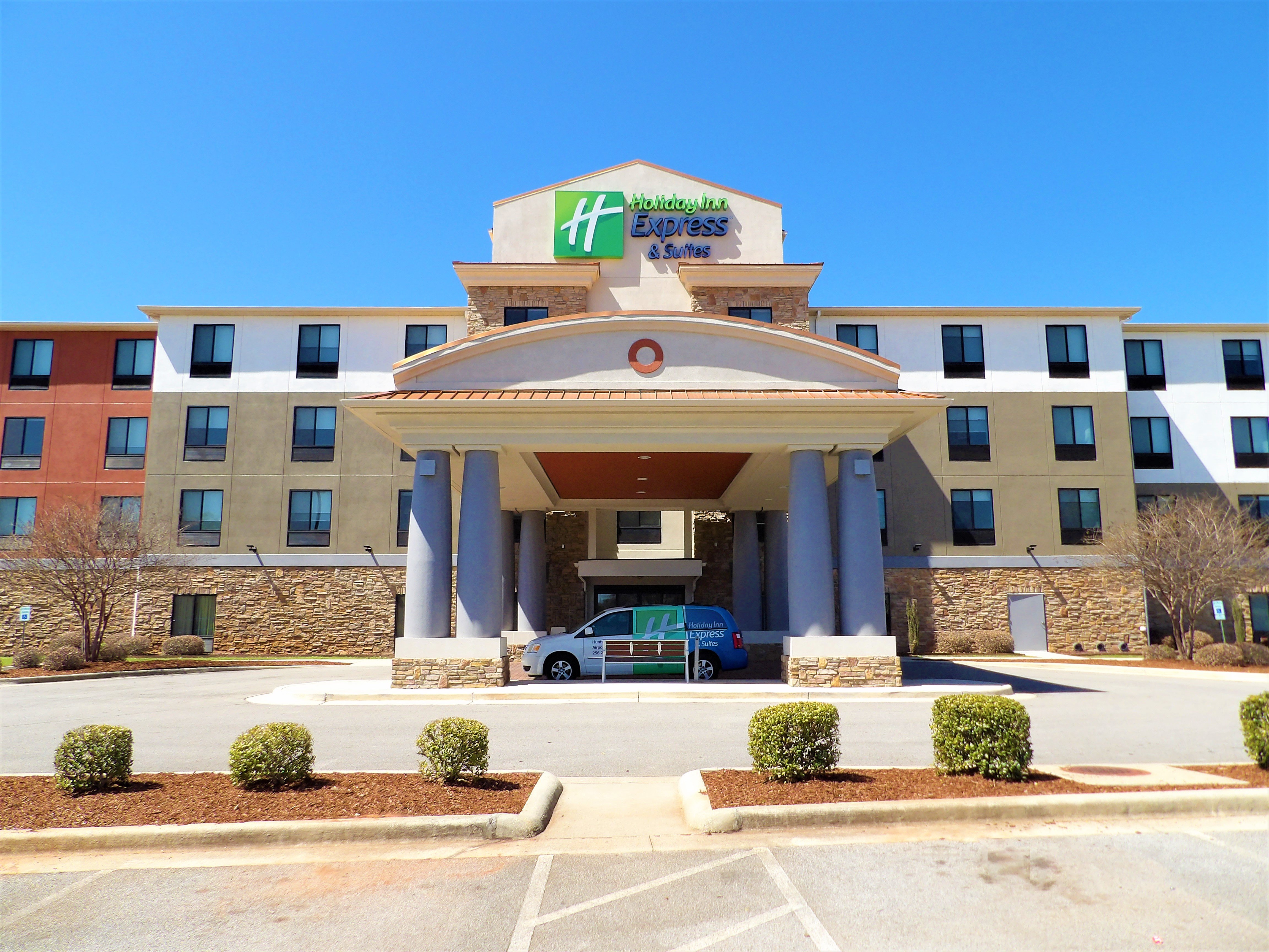 Holiday Inn Express Hotel And Suites Huntsville Airport 4/54