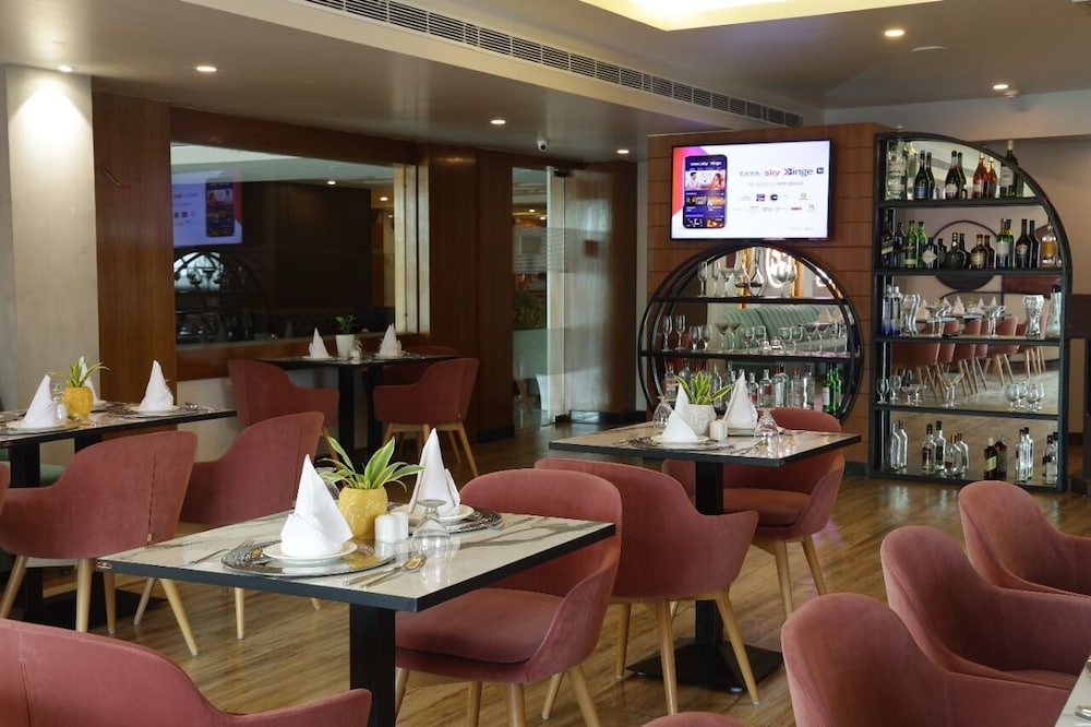 Hotel Jsr Continental 31/50