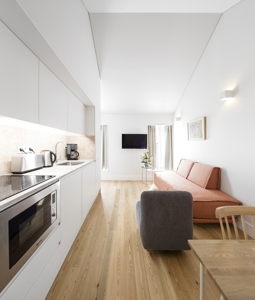 Lisbon Serviced Apartments - Benformoso 53/69