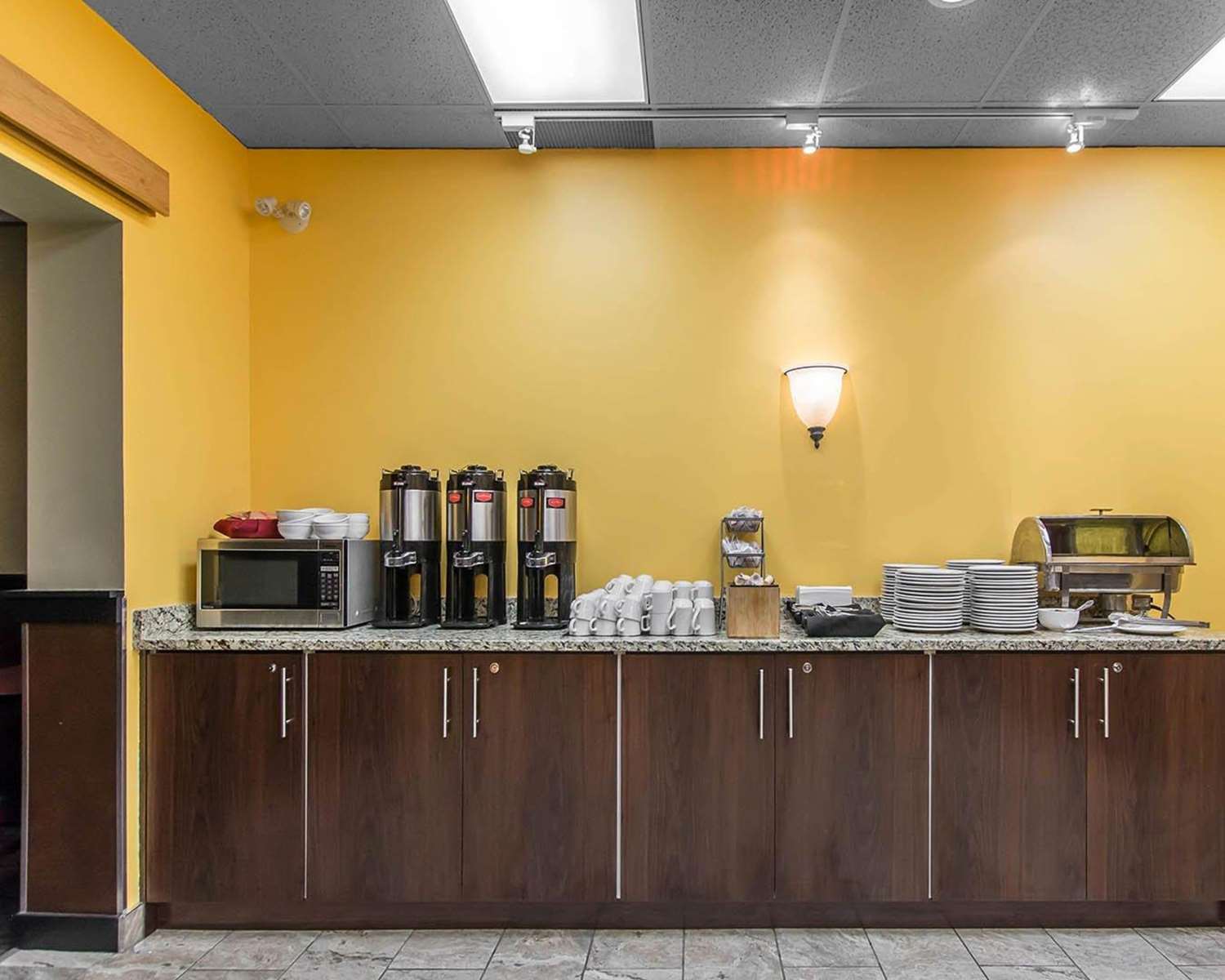 Quality Inn & Suites Bay Front 3/13