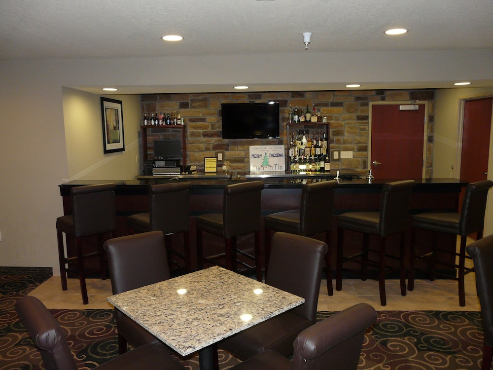 Cobblestone Inn & Suites - Harper 13/28