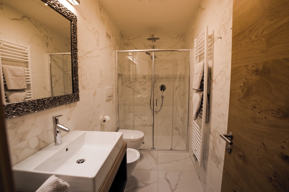 Hotel Freina 48/50