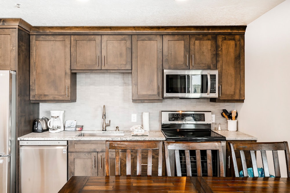 The Loft At Mountain Village By All Seasons Resort Lodging 28/50