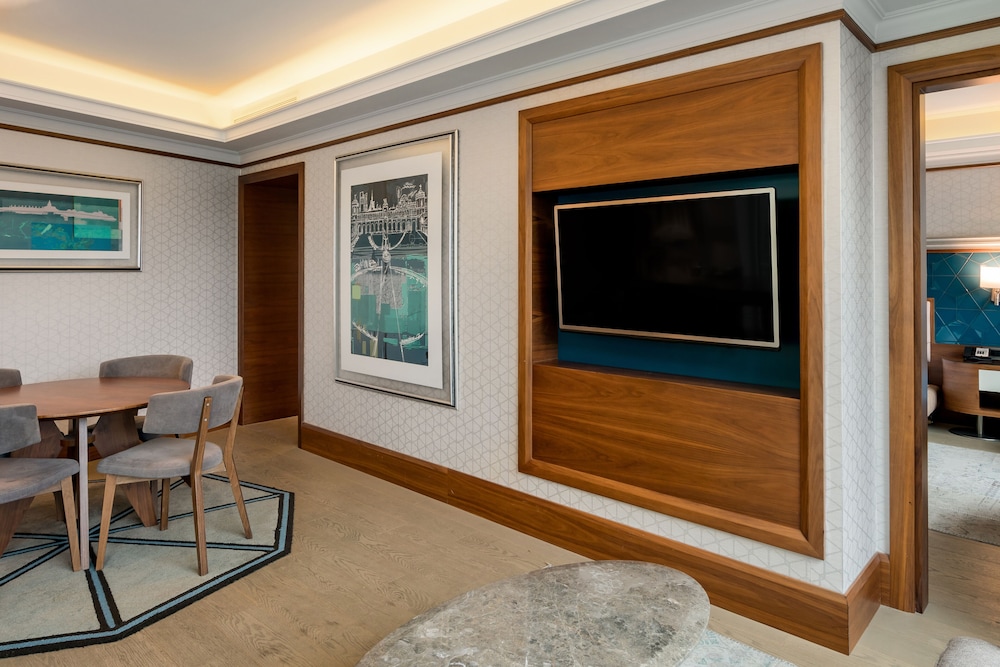 Radisson Blu Bosphorus Hotel 55/80