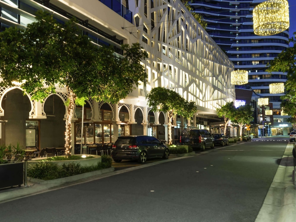 Peppers Broadbeach 62/68