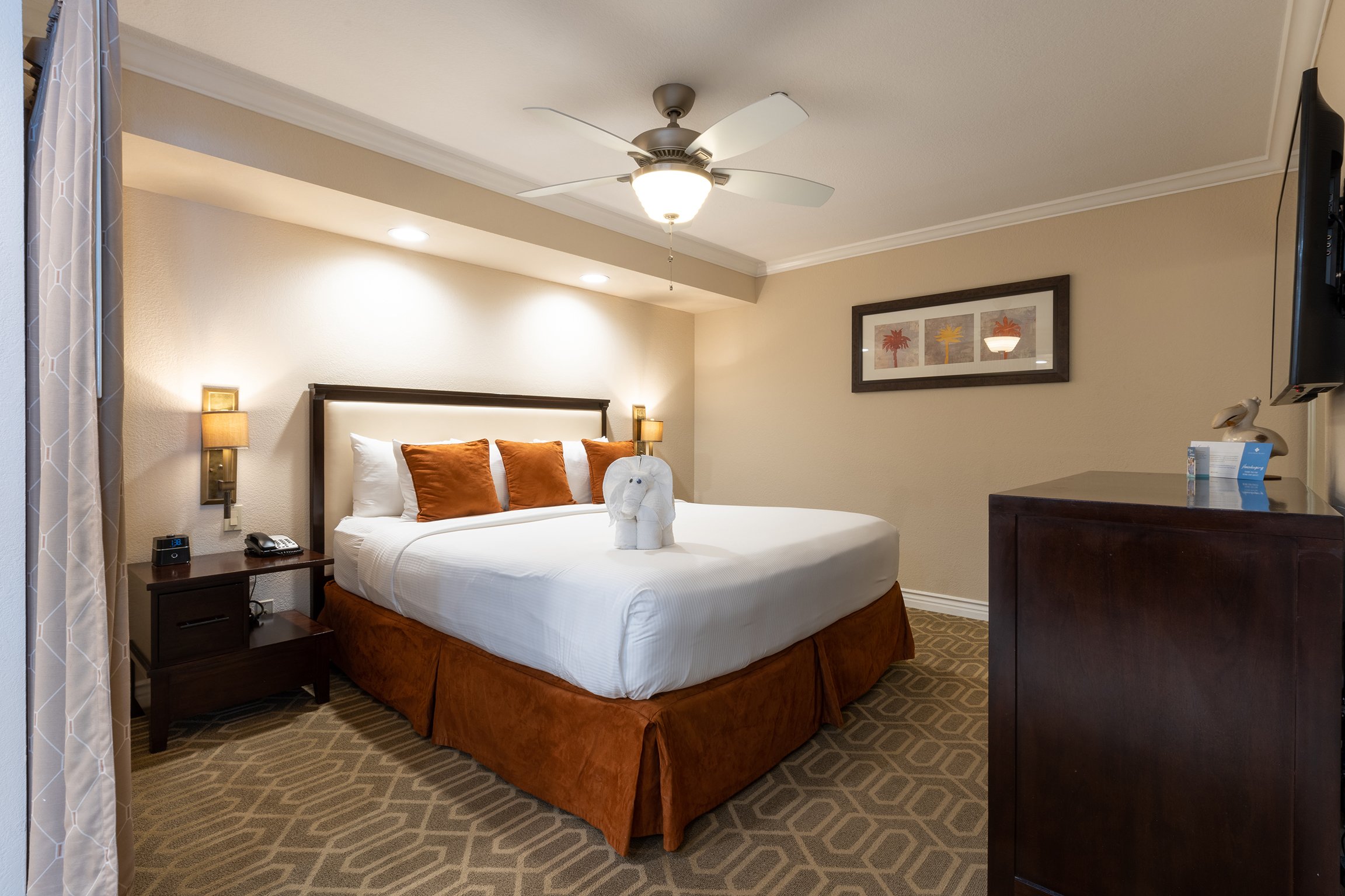 Coronado Beach Resort 25/77
