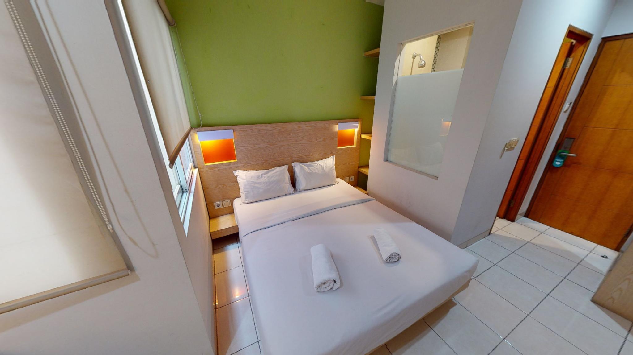 LeGreen Suite Senayan 12/33