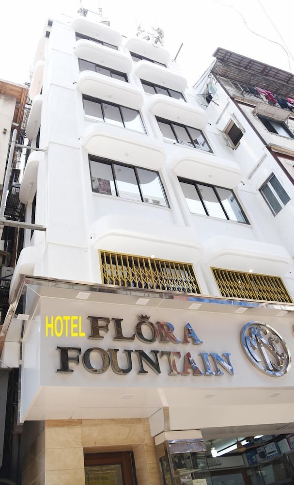 Hotel Flora Fountain 3/50