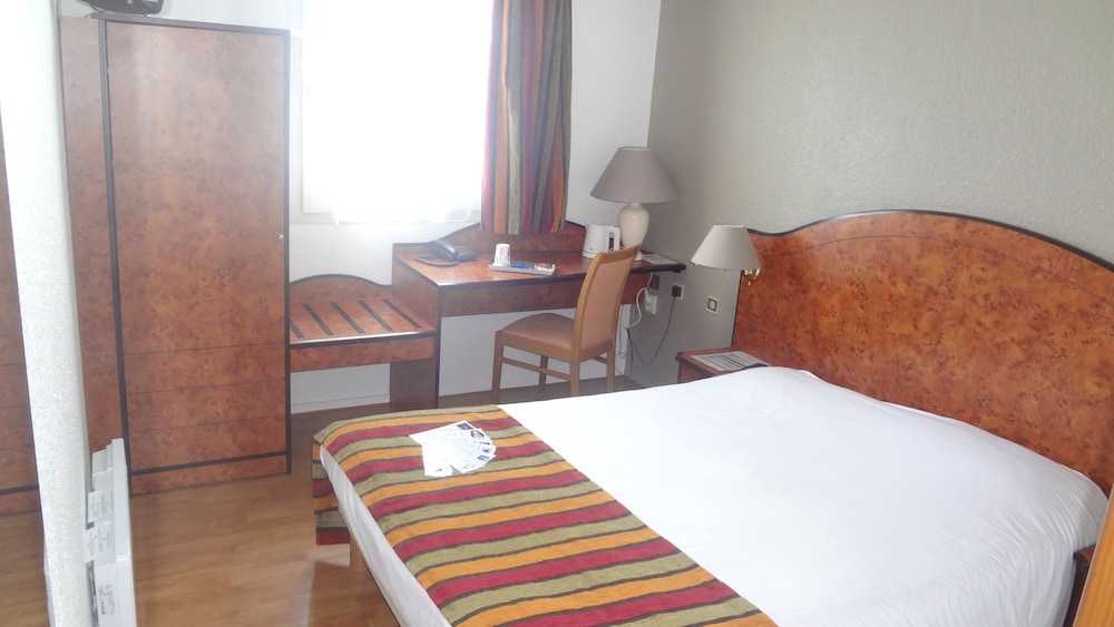 Logis Cottage Hotel 18/66