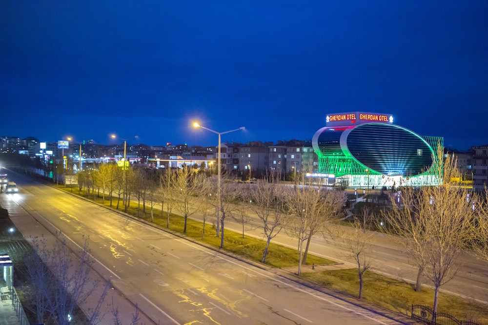 Gherdan Gold Hotel 45/50