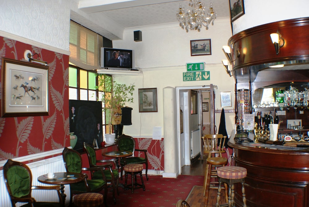 The Bank House 25/28