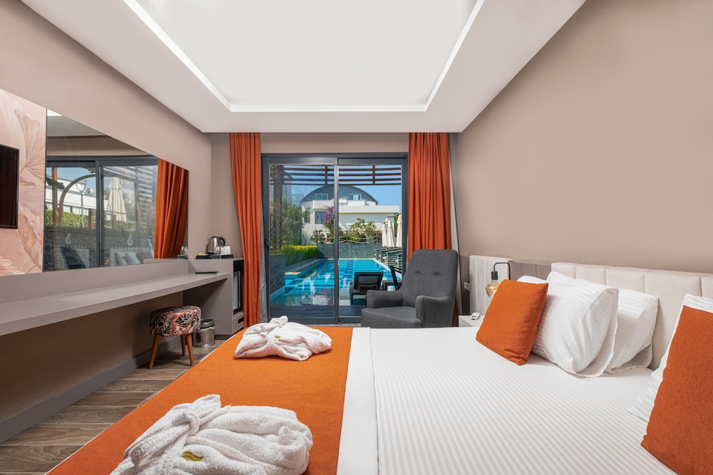 Feniks Hotel 17/61