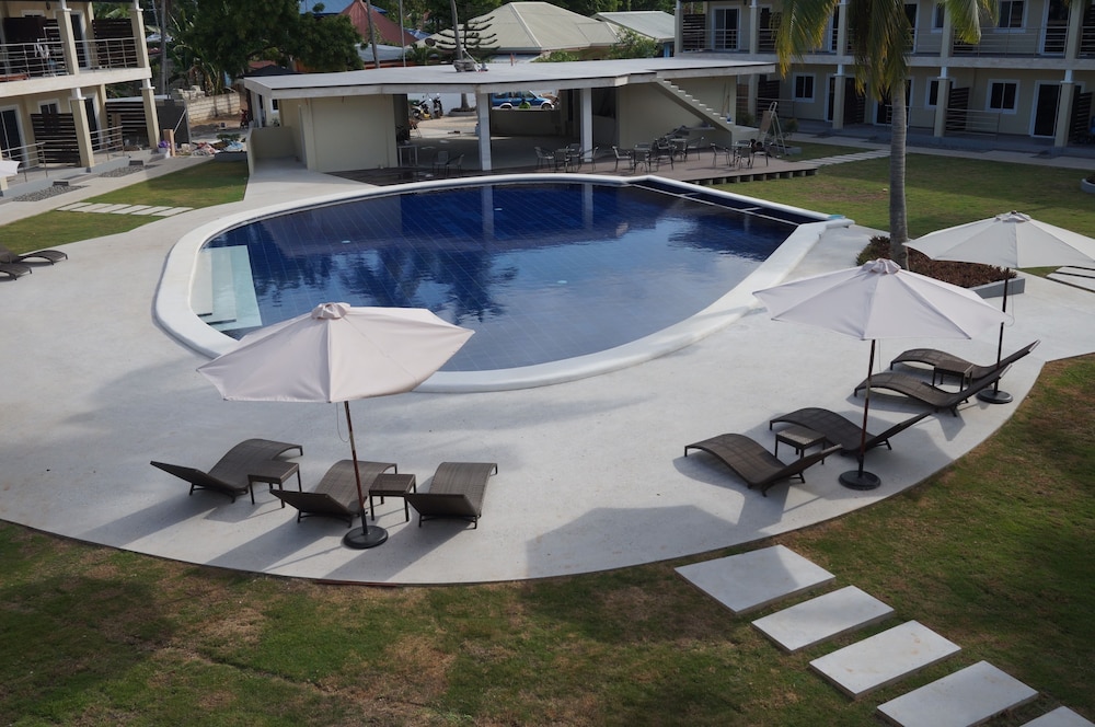 Malinawon Resort 12/39