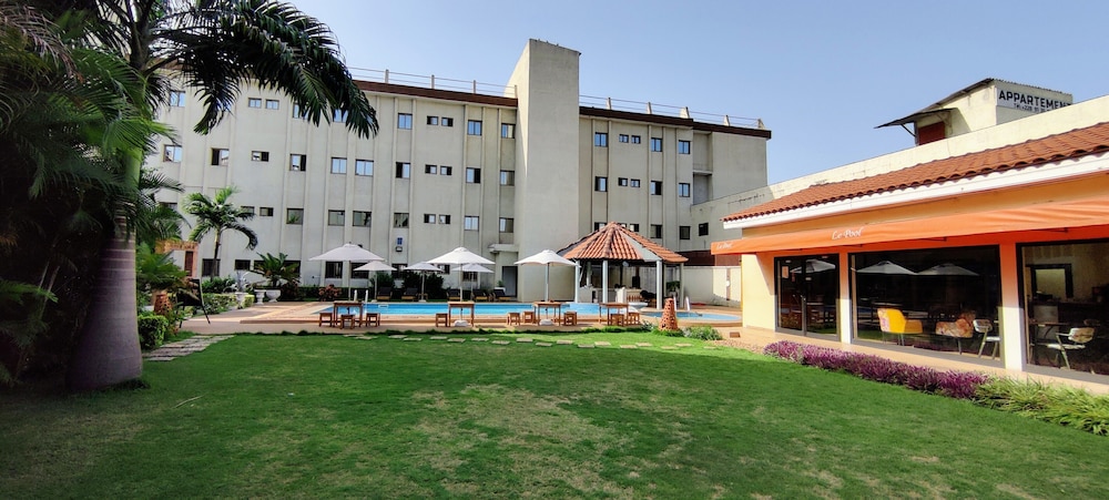 Hotel le Pelican 34/41