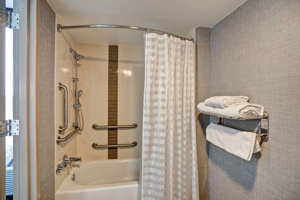 Hyatt Place Baltimore/Bwi Airport 9/67