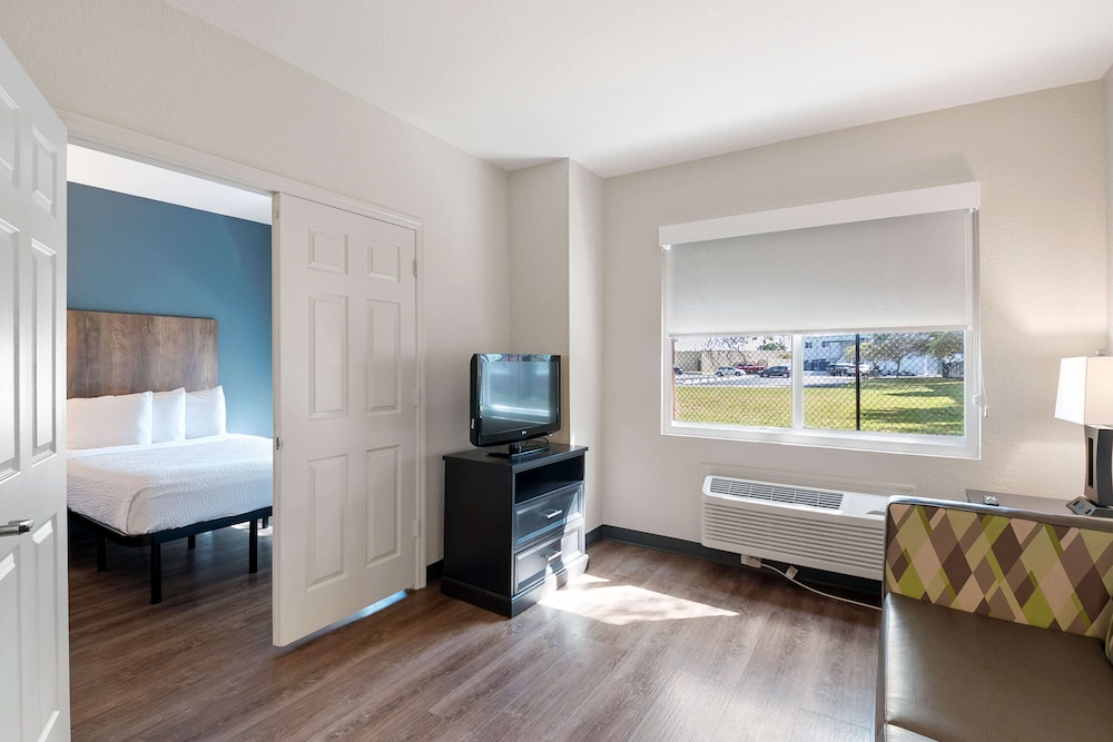 Extended Stay America Premier Suites - Fort Lauderdale - Cypress Creek - Park North 27/59