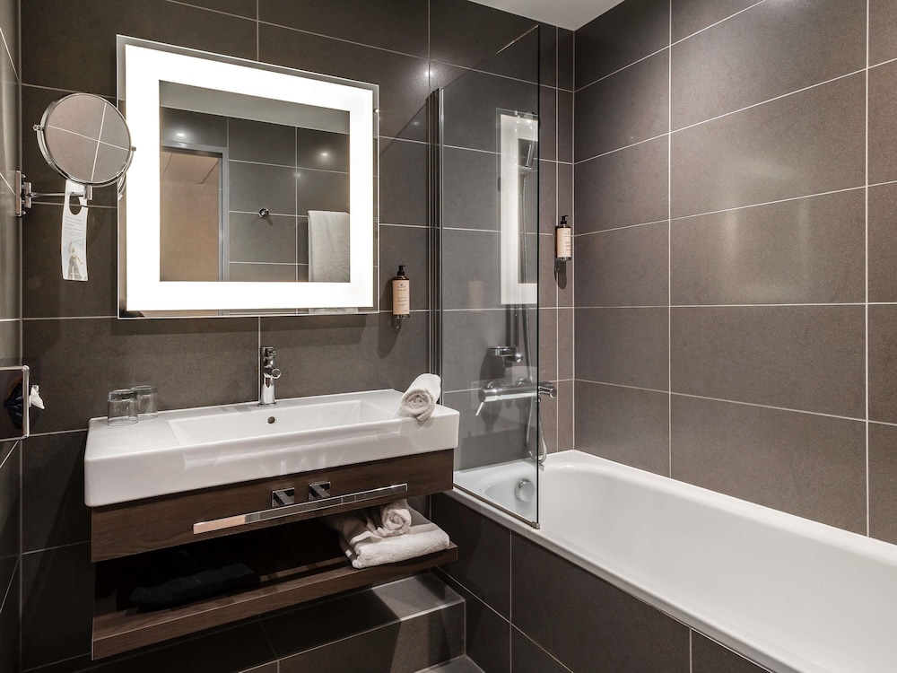 Mercure Clermont Ferrand Centre Jaude 50/50