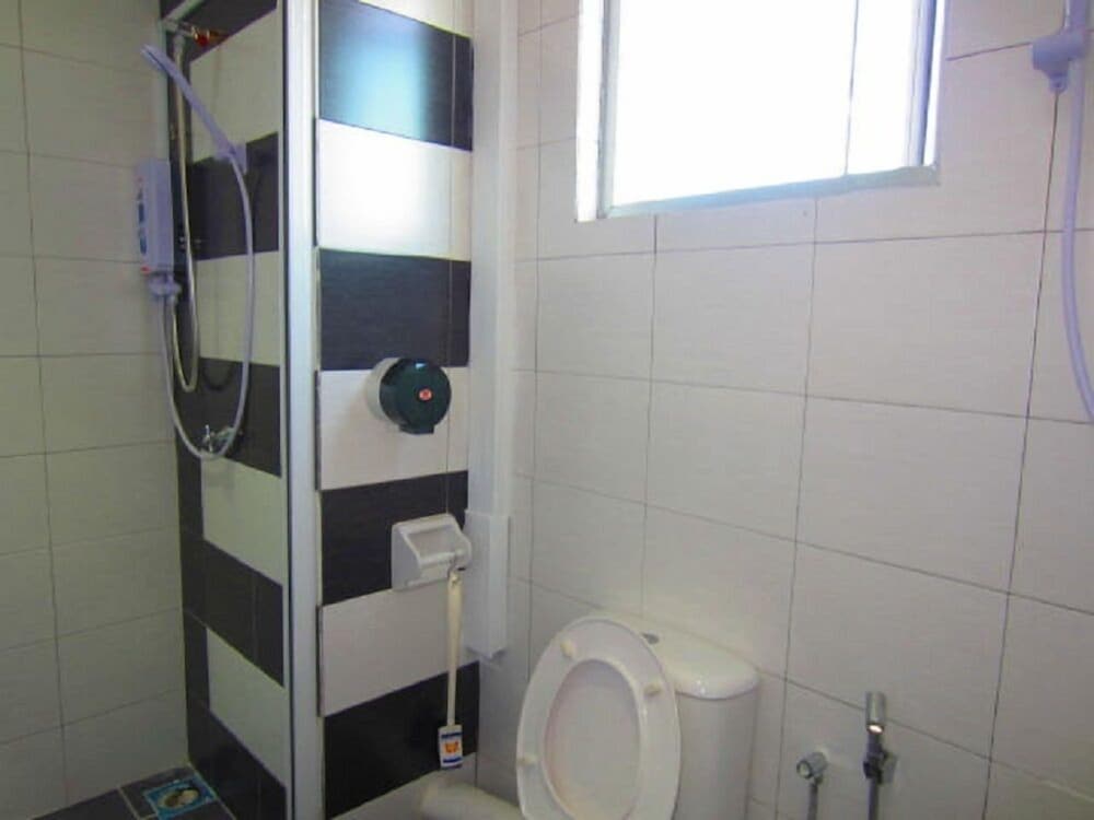The Ceo Executive Office Suites 45/47