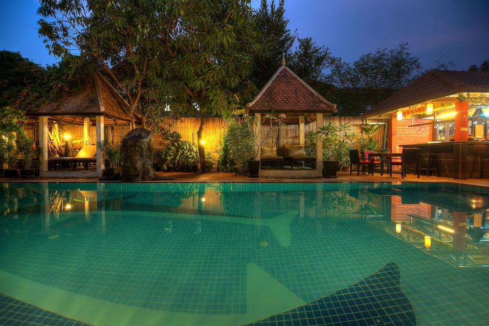 Sonalong Boutique Village & Resort 8/70