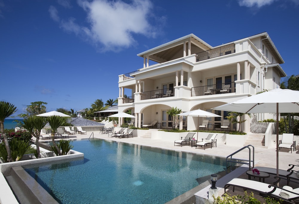 Cove Suites At Blue Waters 2/50