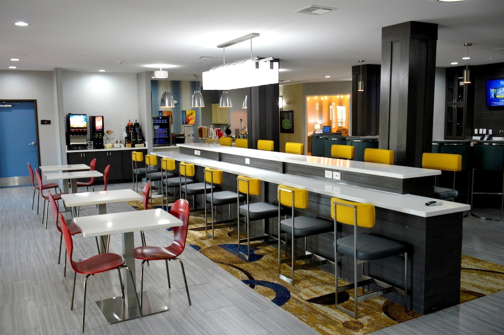 restaurant-cafeteria