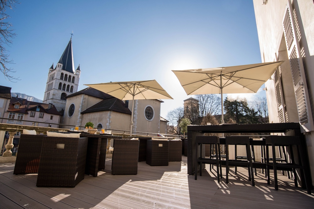 Privilodges Le Royal Annecy 52/65