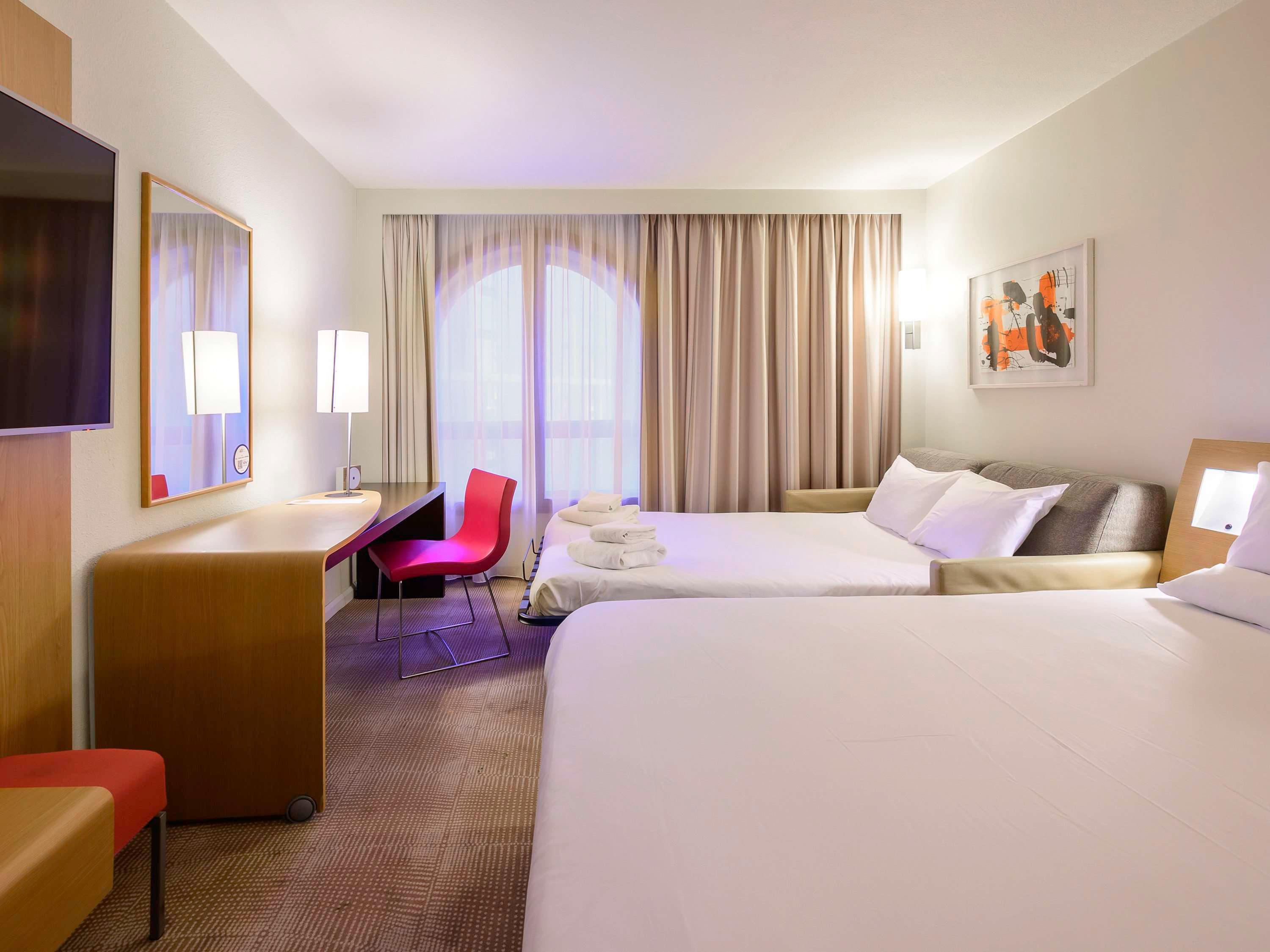 غرفة قياسية بسرير مزدوج مع أريكة، Novotel Birmingham Centre 2/10