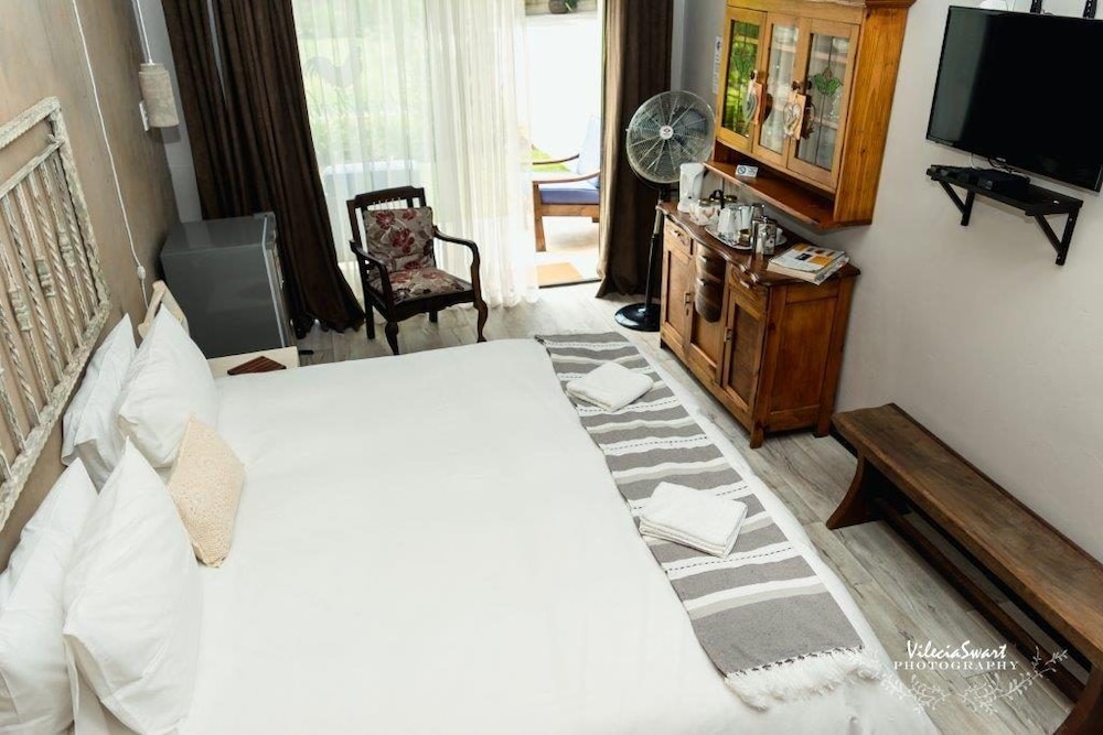 Mirabel Guesthouse 16/39