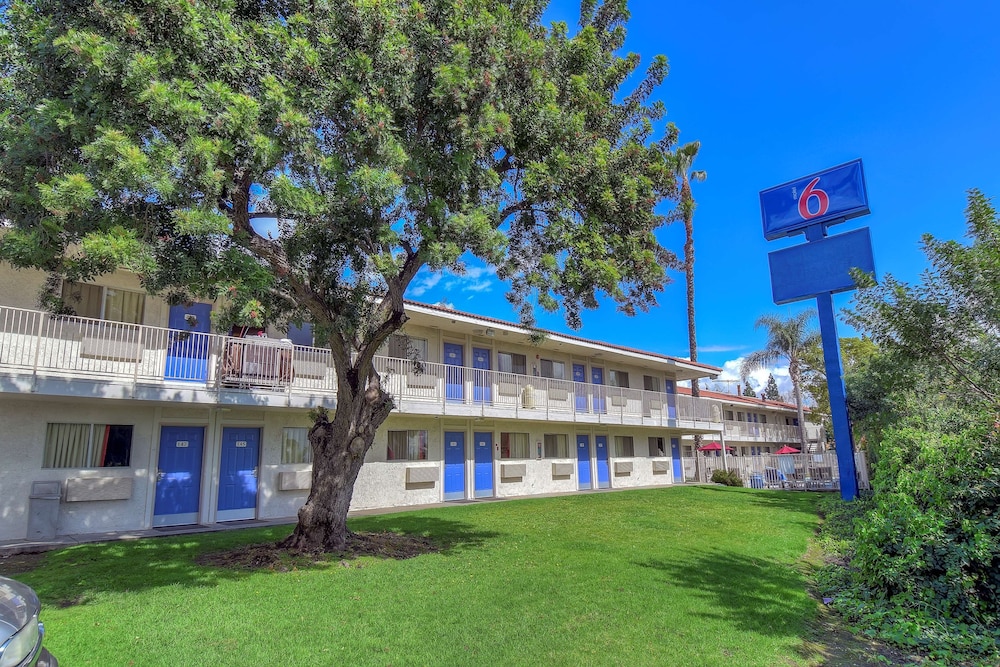 Motel6 Chino, CA - Los Angeles Ontario 33/38