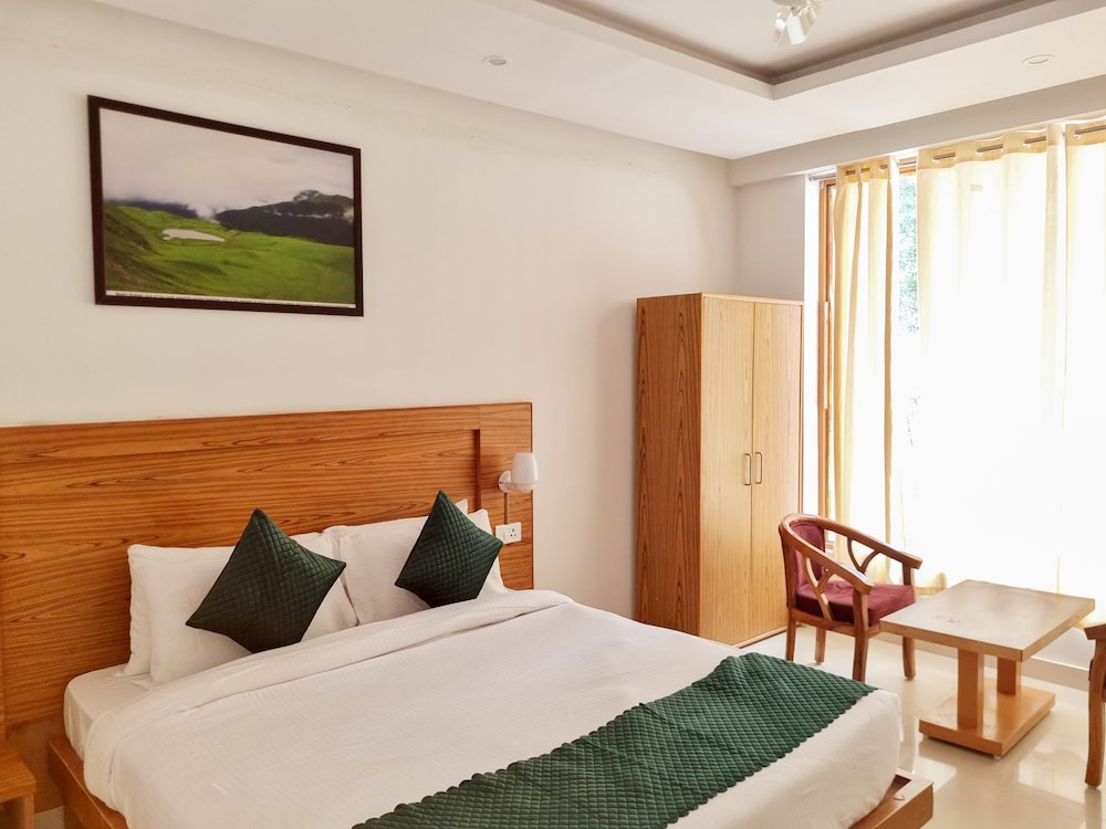 Amritara Sun Inn, Phata 13/40