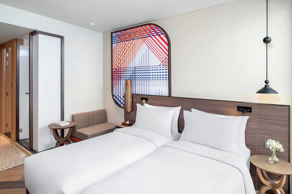 SUPERIOR, TWIN BEDS