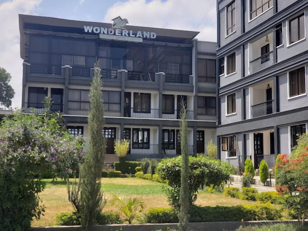 Wonderland Homestay 7/50