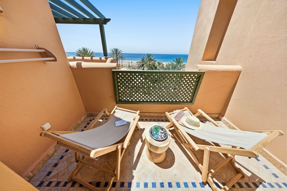Paradis Plage Surf Yoga Spa Resort 44/83