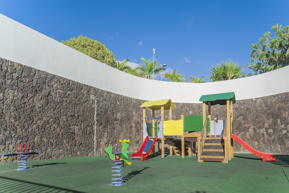 Hilton Vacation Club Sunset Harbour Club Tenerife 39/50
