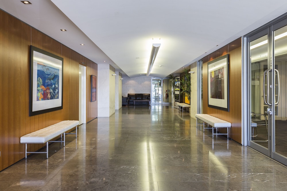 Gallery Suites 27/48