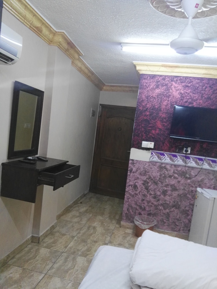 Sea Beach Hotel 25/44