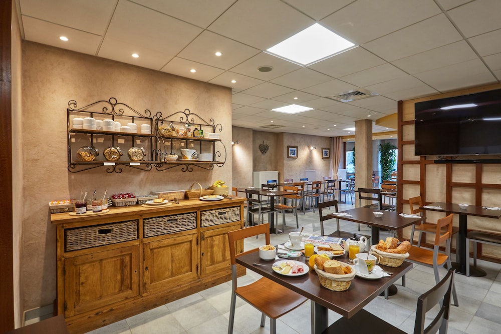 CITOTEL HOTEL NATIONAL 33/40