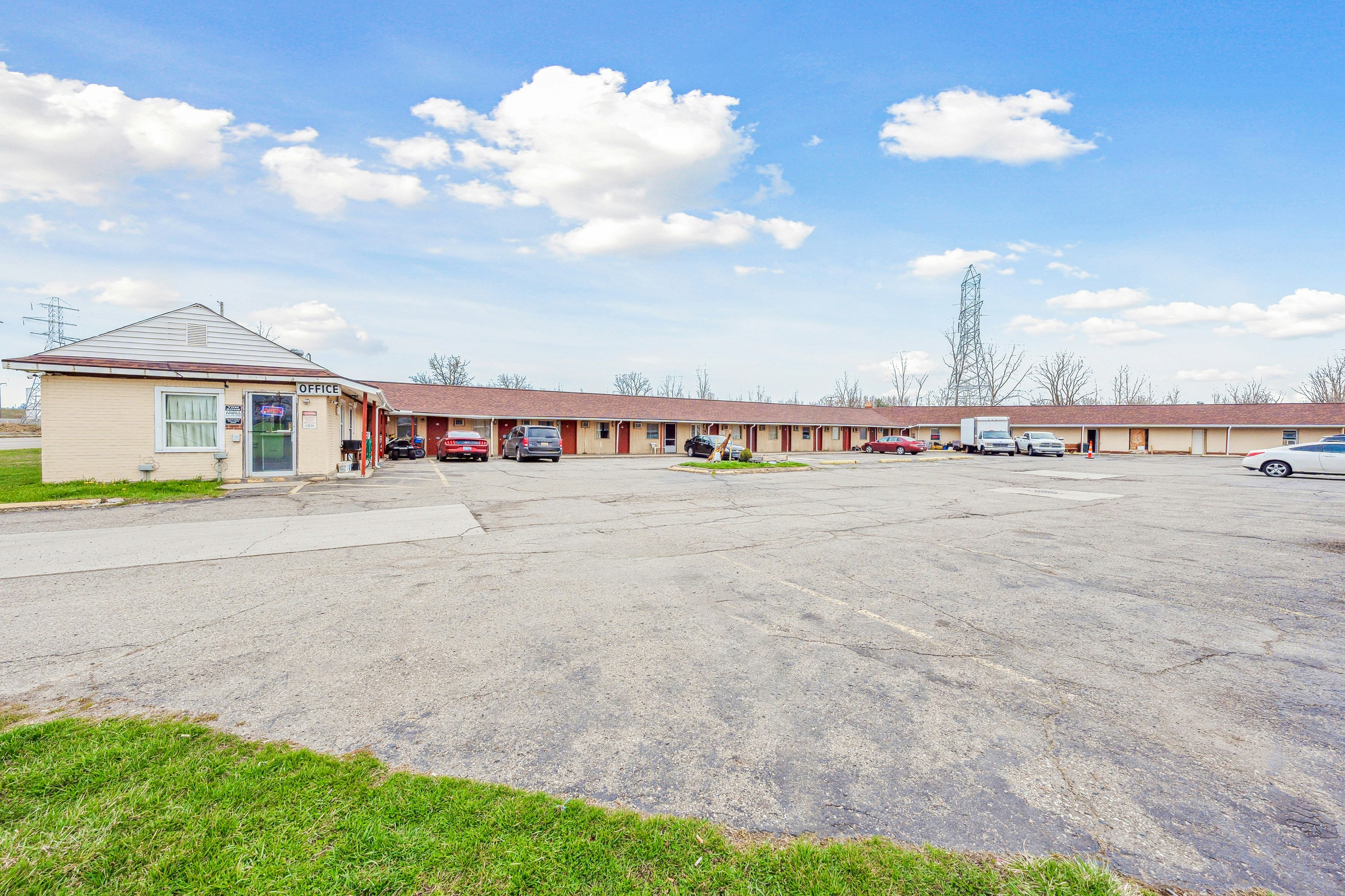 Flint Motel by OYO MI Near I-475 69/70