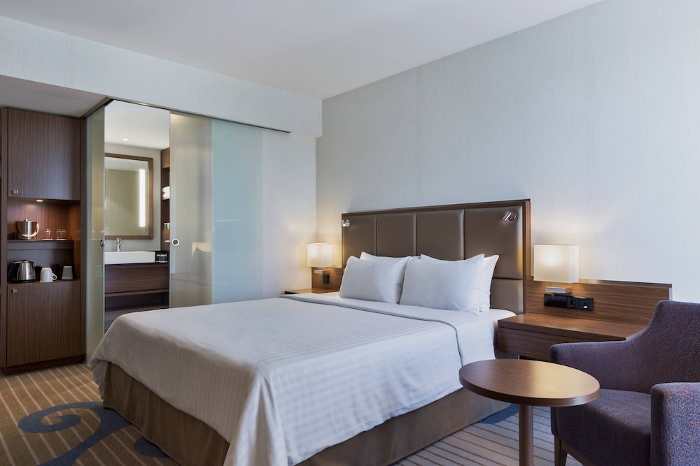 Courtyard by Marriott Wiesbaden-Nordenstadt 12/50