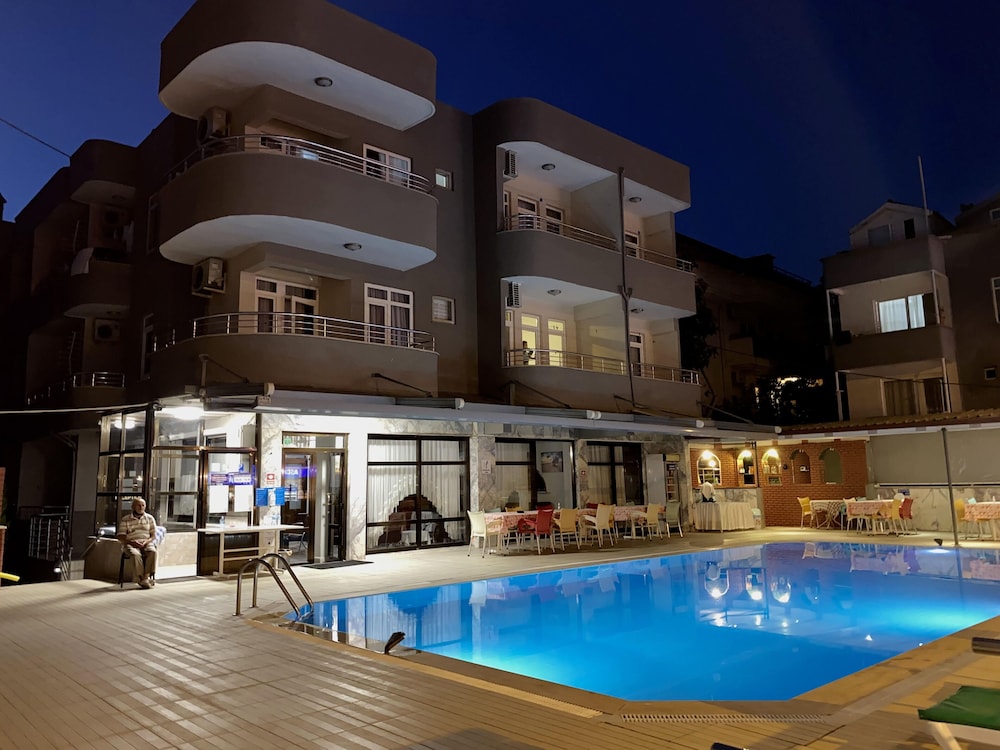 Soykan Hotel 11/62