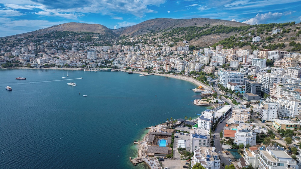 GRAND HOTEL SARANDA 36/50
