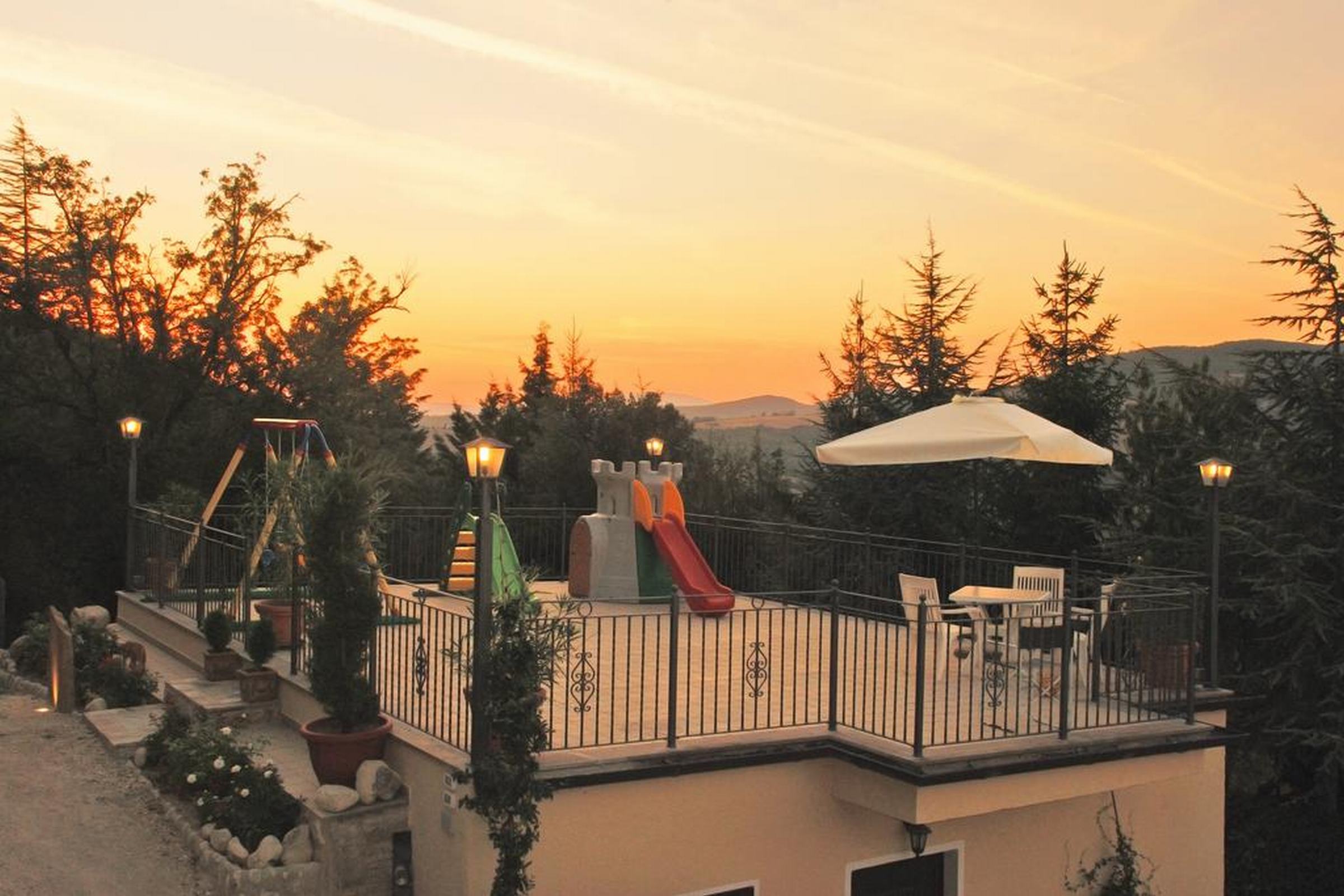 La Terrazza Del Subasio 7/19