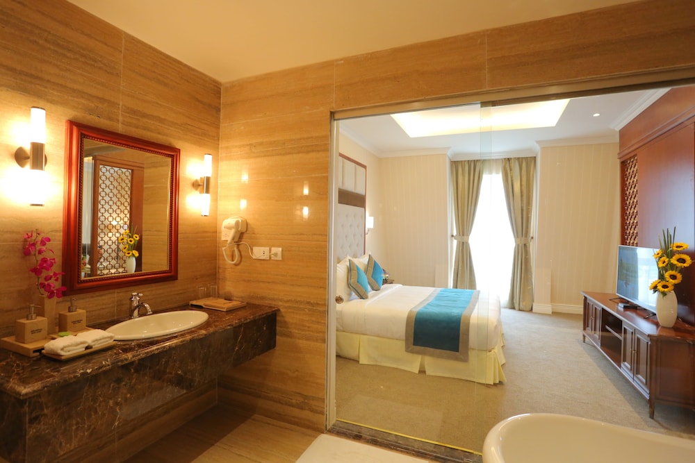 FLC LUXURY RESORT VINH PHUC 34/70