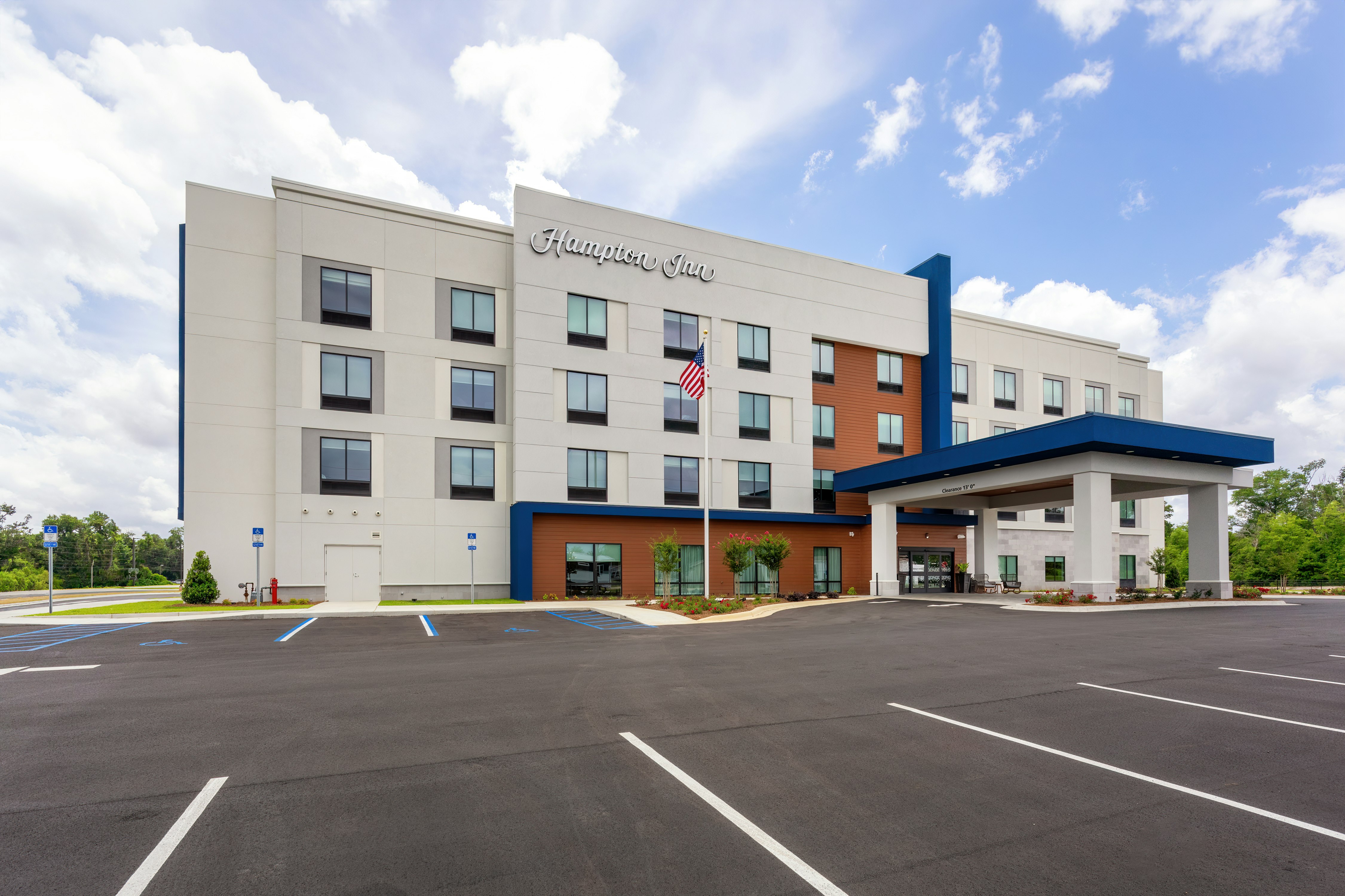 Hampton Inn Marianna I-10 20/24