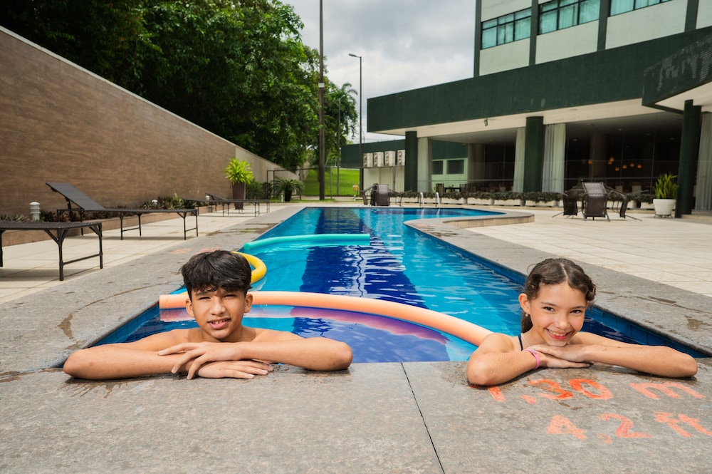 swimming pool spa