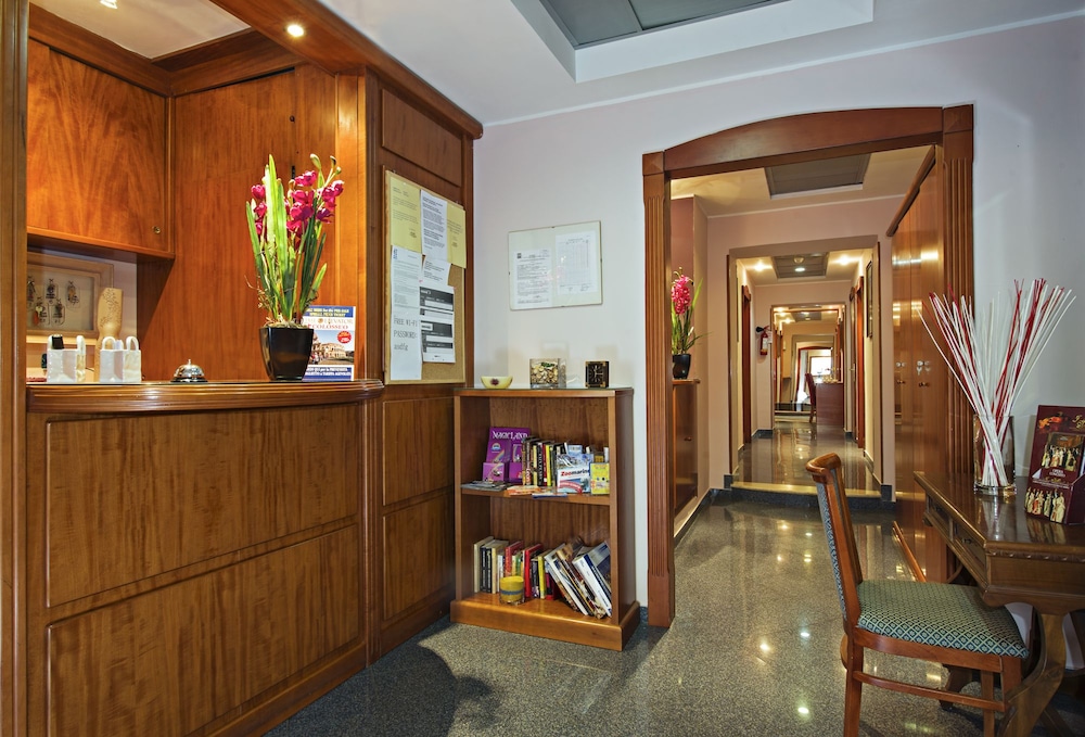 Hotel Ercoli 4/32