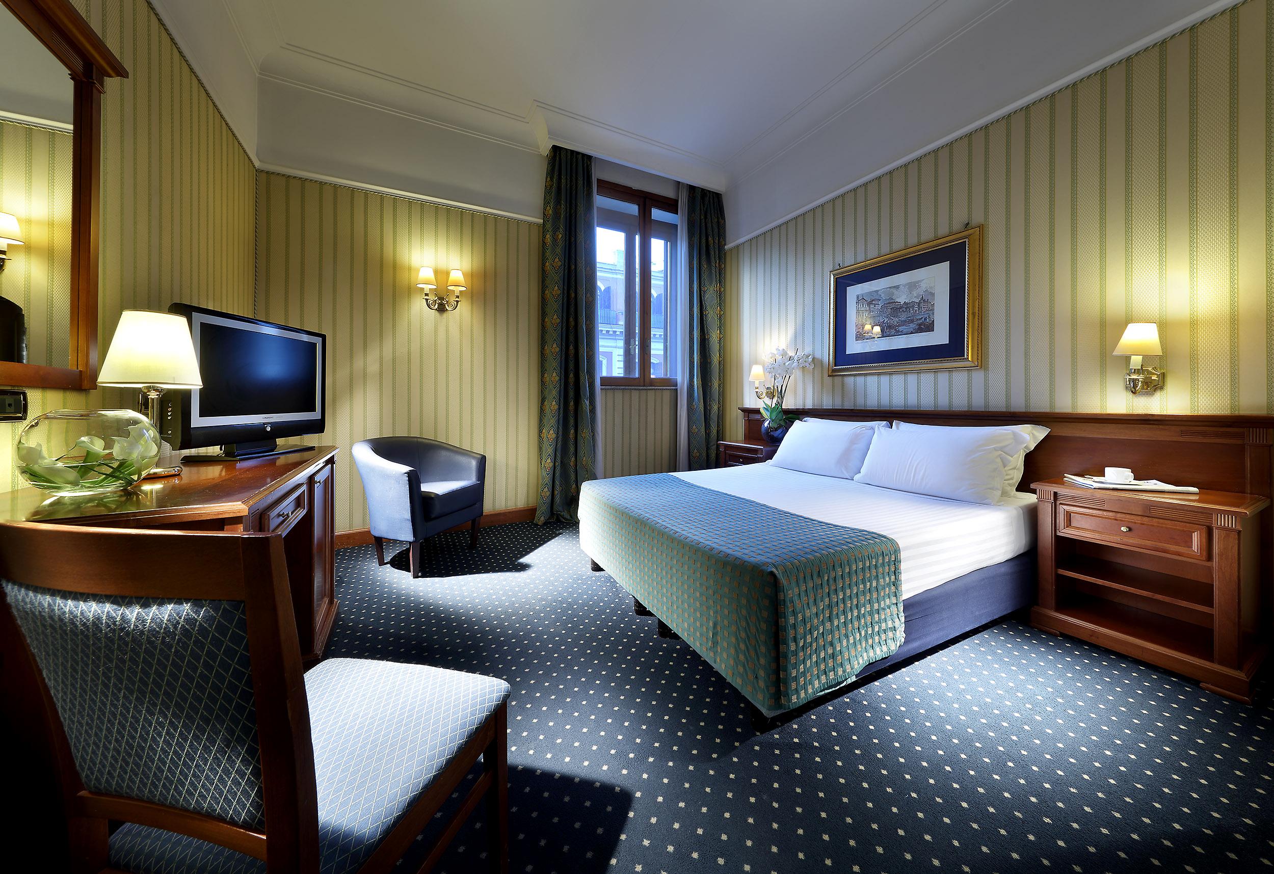Room, Single, Double or Twin Bed