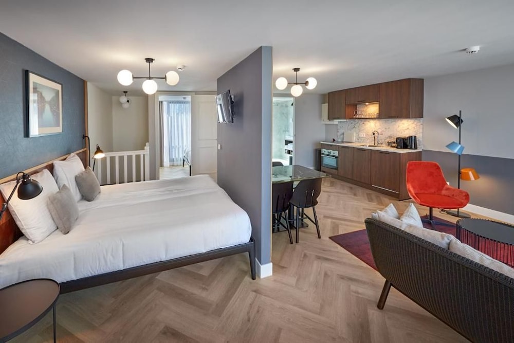 NOVA APARTMENTS 19/65