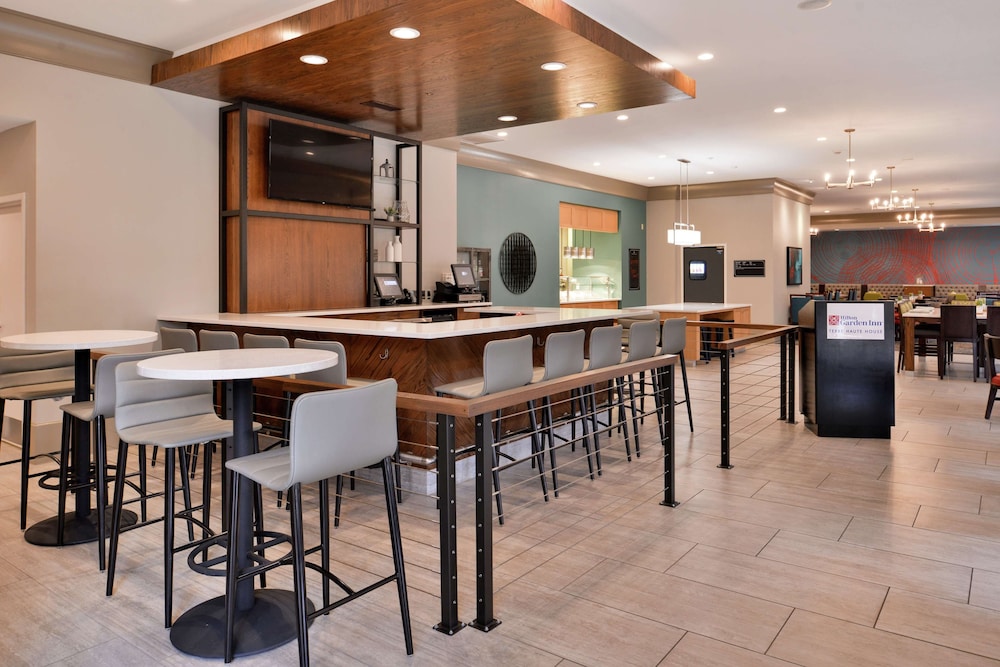 Hilton Garden Inn Terre Haute 53/66